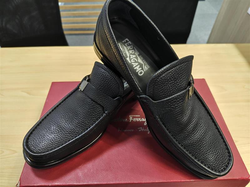 y*a様 Salvatore Ferragamo本革靴　美品最終お値下げ‼️ 楽天市場】フェラガモ メンズ ローファー ビットモカシン